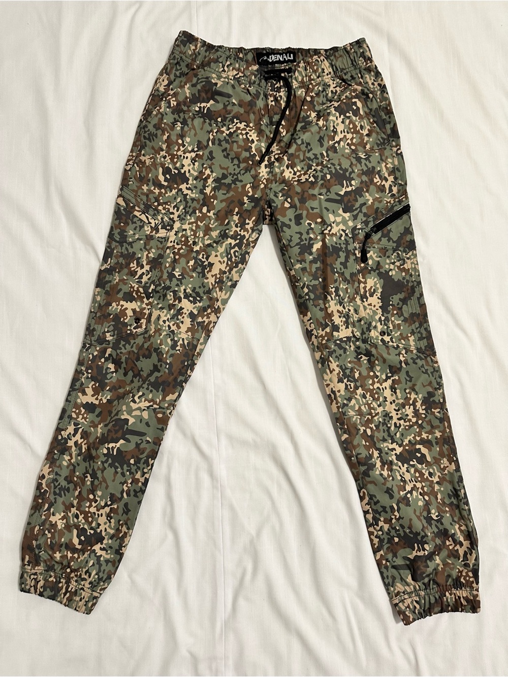 Denali Men's Camouflage Cargo Pants - Green Camo